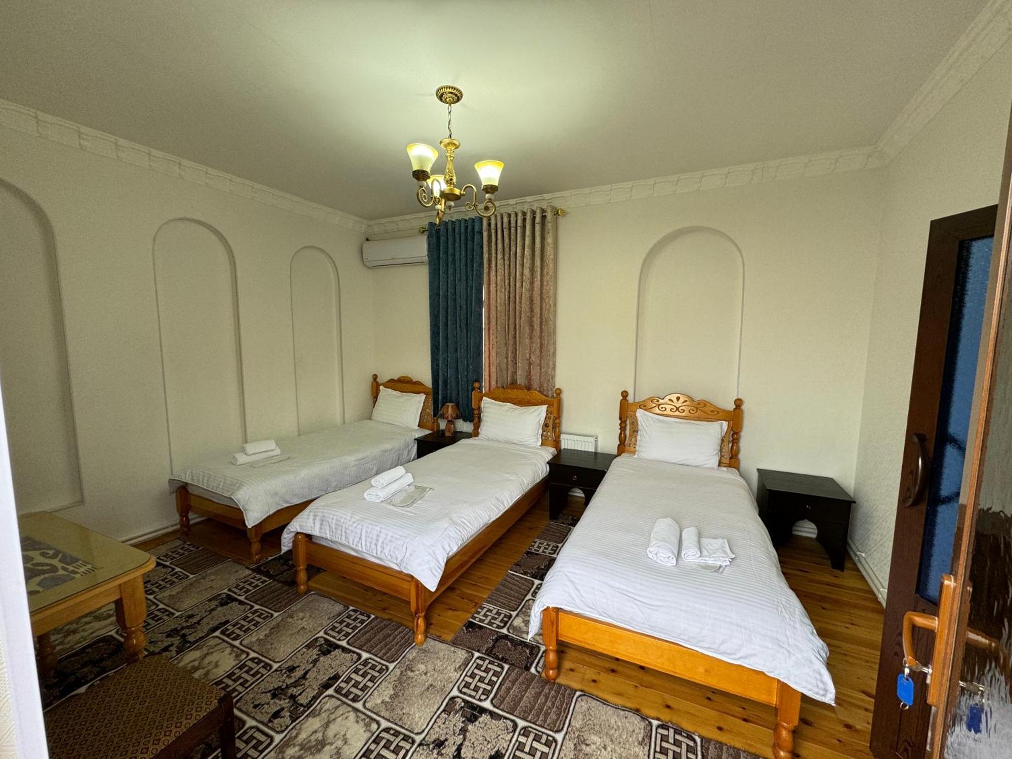 Guest House Ravshan Buchara Exteriör bild