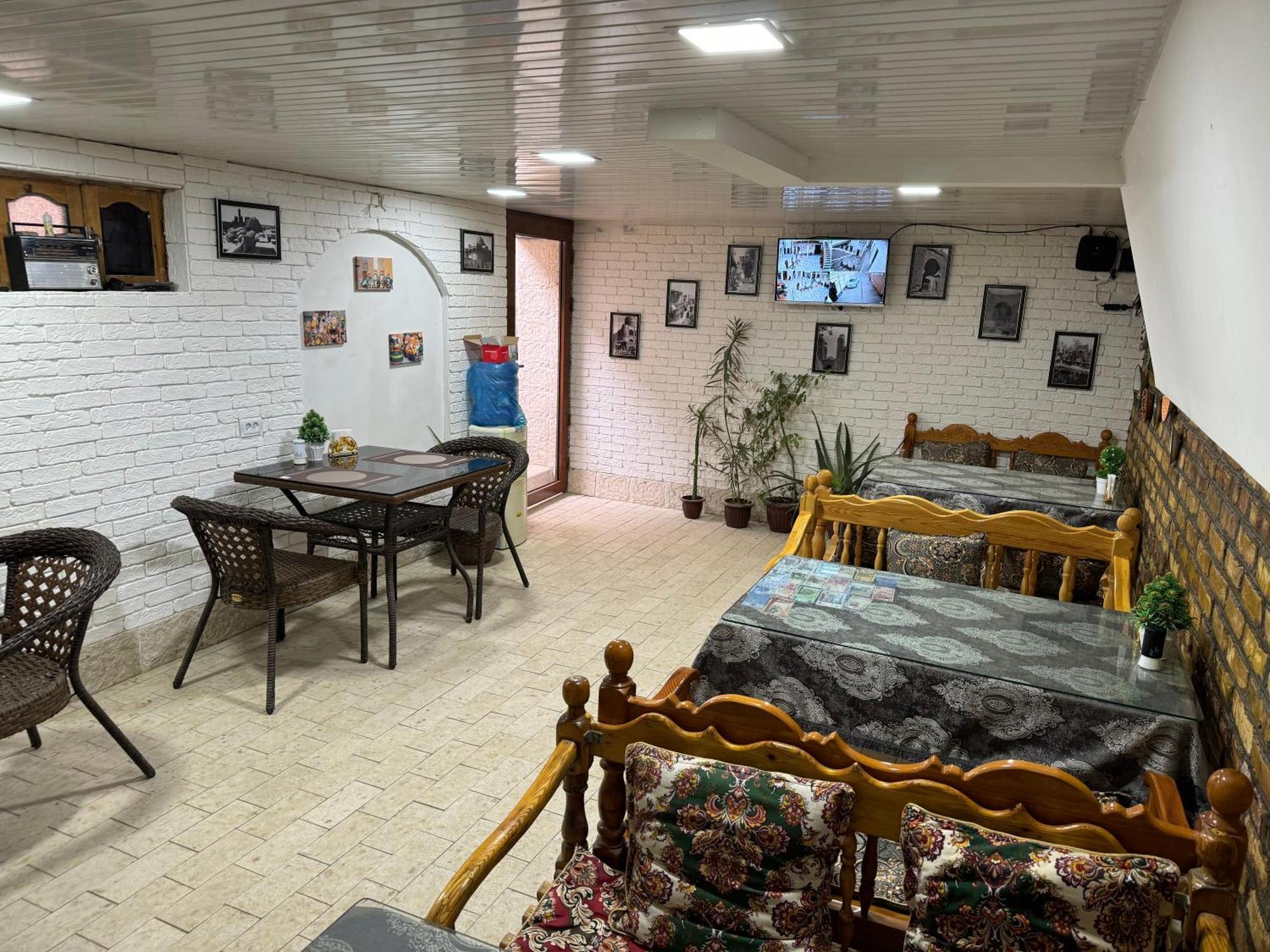 Guest House Ravshan Buchara Exteriör bild