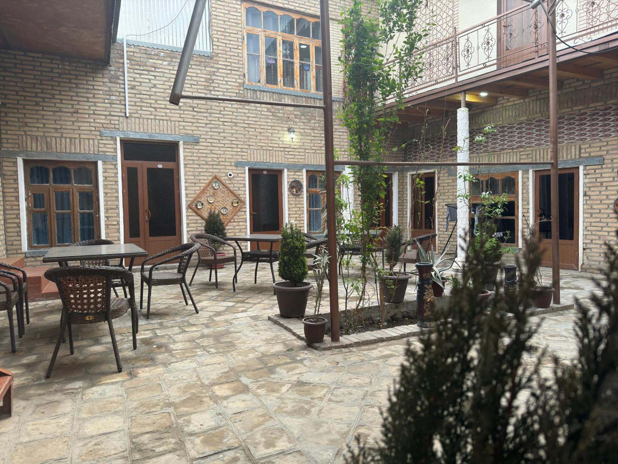 Guest House Ravshan Buchara Exteriör bild